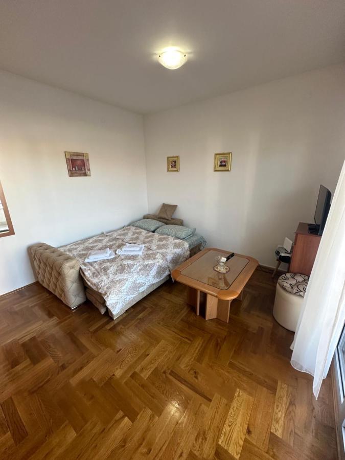 Apartment Stex 4 Podgorica Exterior photo
